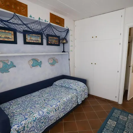 La Maison Bleue * ايزولا روسا