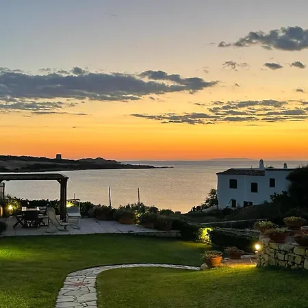 La Maison Bleue ايزولا روسا