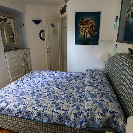 La Maison Bleue Сasa de vacaciones Isola Rossa (Sassari)