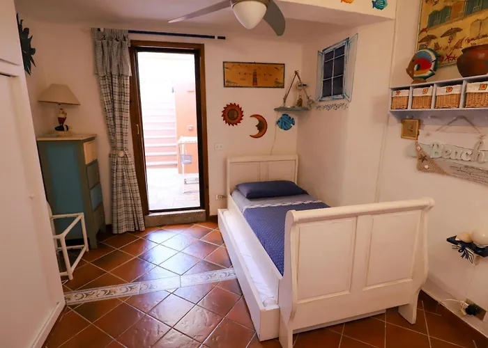 La Maison Bleue イーゾラ・ロッサ